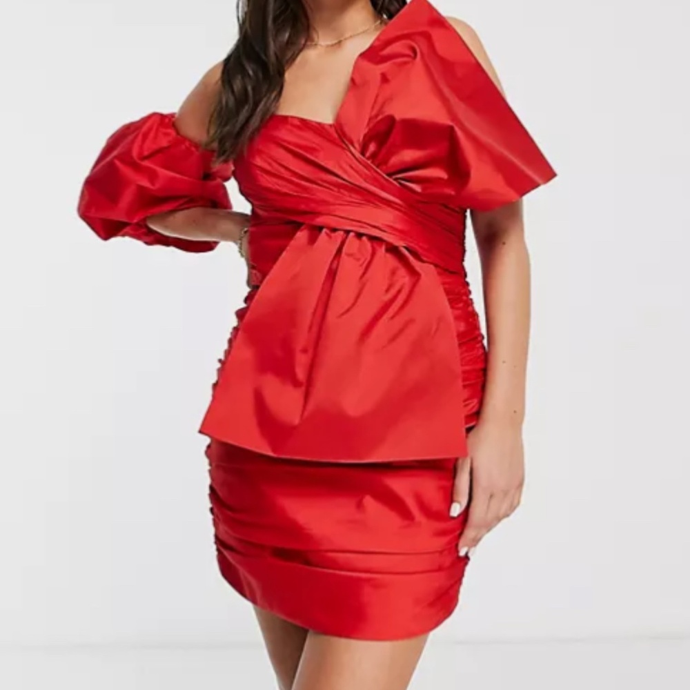 Forever New Red Petite Taffeta One Shoulder sleeve bow mini dress in size 12.